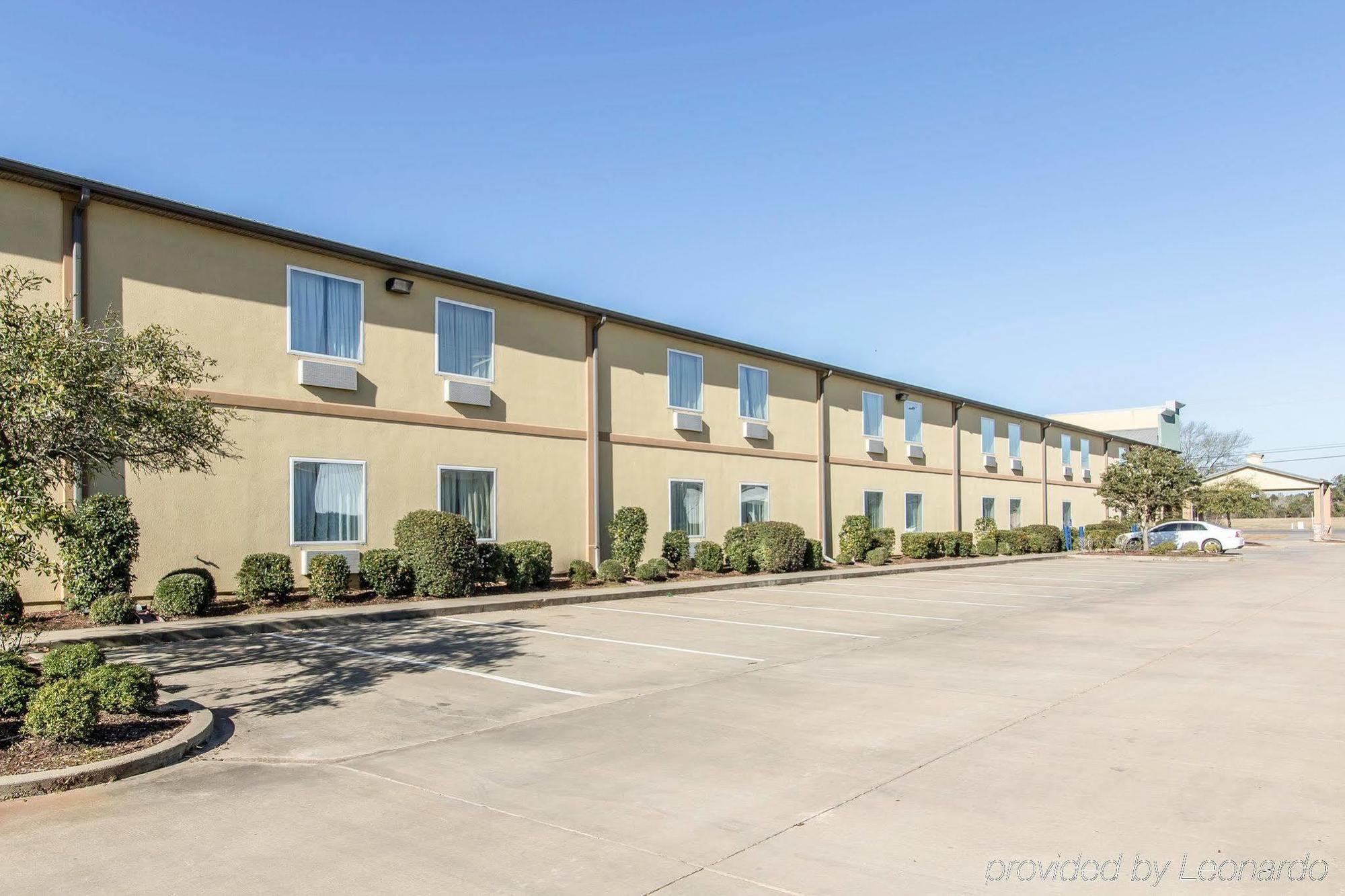 Quality Inn & Suites Demopolis Exterior photo